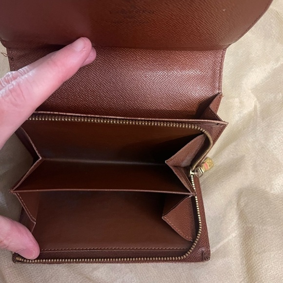 Louis Vuitton Dark Brown Monogram Wallet - Picture 6 of 8
